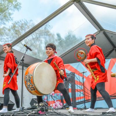 The band "Takarabune" live on stage